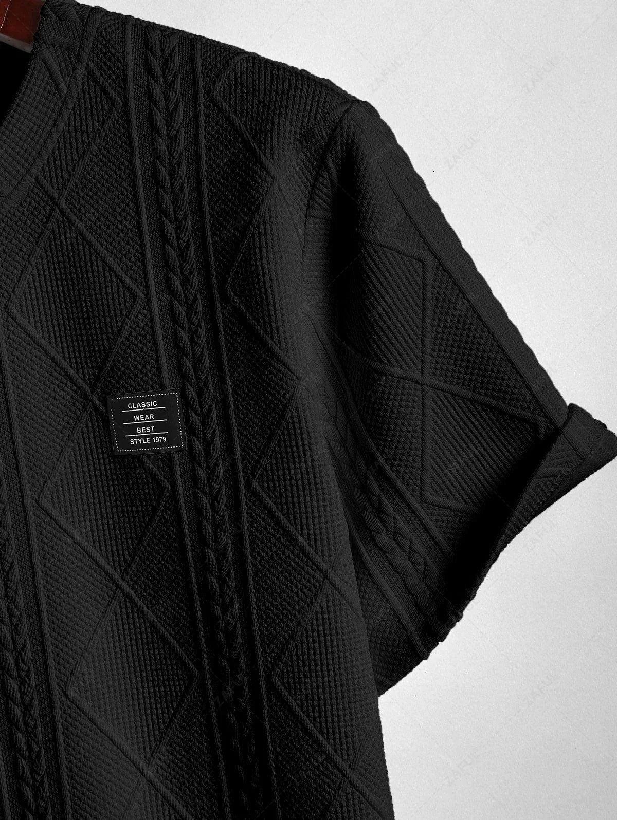 ZAFUL Men\'s Matching Two Piece Co Ord Crew Neck Short Sleeves Cable Geometric Jacquard Textured T-shirt and Drawstring Casual Shorts Set   BLACK WHITE